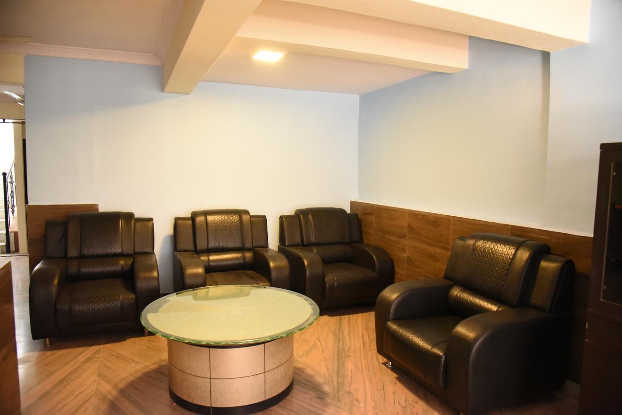 The Sky Inn Navi Mumbai Exterior photo